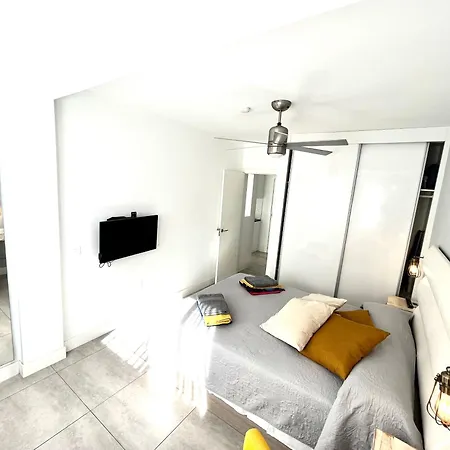 Apartment Cozy Flat With Amazing Roof In Corralejo